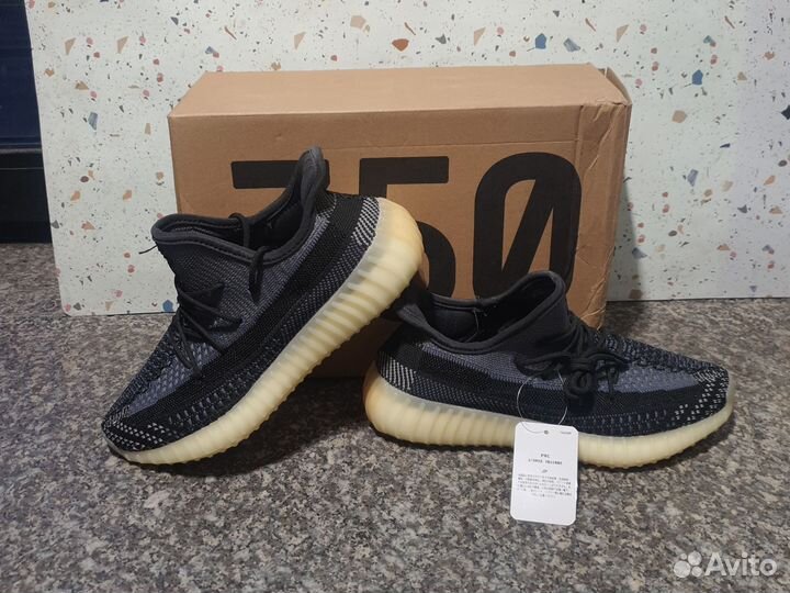 Слипоны Adidas yeezy Boost 350 V2 размер 38