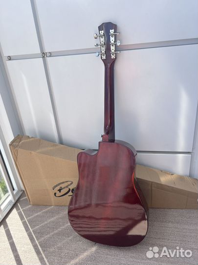 Акустическая гитара belucci новая