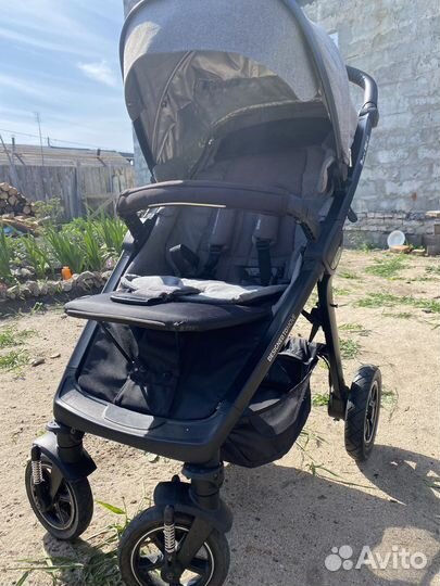 Коляска прогулочная