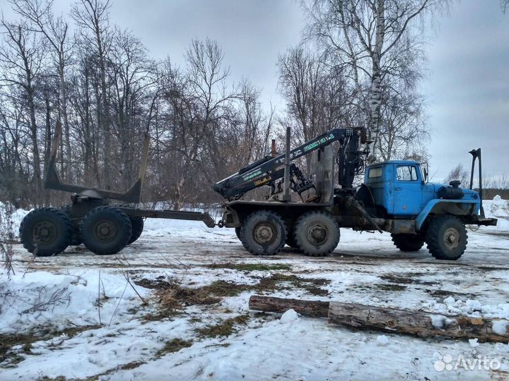 Урал 4320 с КМУ, 2011