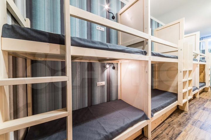 Комната 25 м², 1/3 эт.