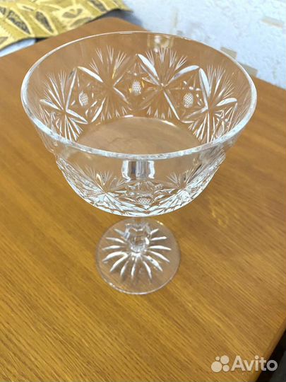 Хрусталь ссср. Рюмки, конфетница, салатник