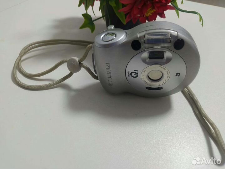Фотоаппарат Fujifilm Nexia Q1