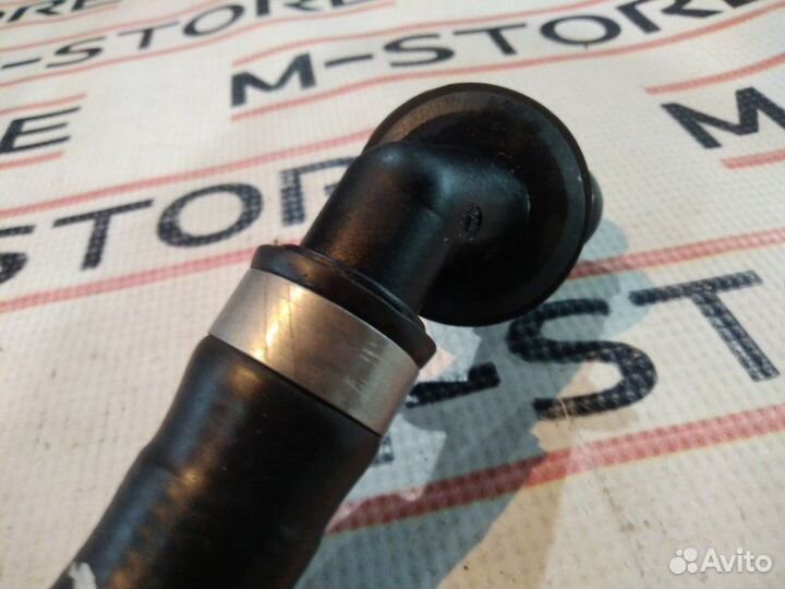 Патрубок отопителя Mercedes-Benz E-Class W211