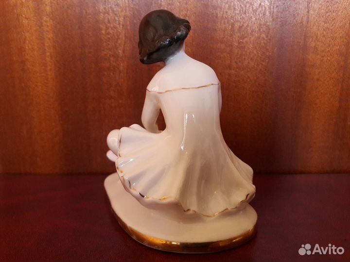 Статуэтка фарфоровая Юная балерина Дашенька, лфз