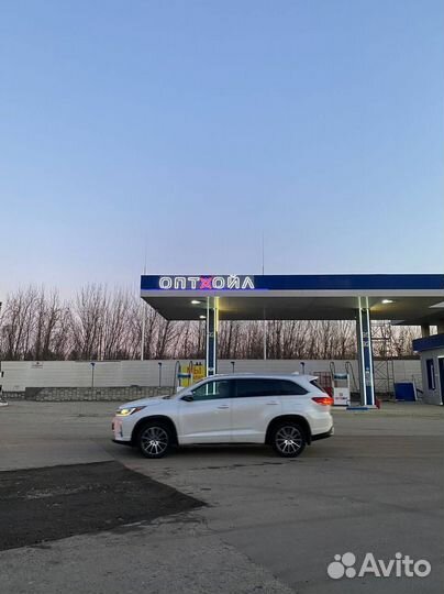 Неоновая вывеска