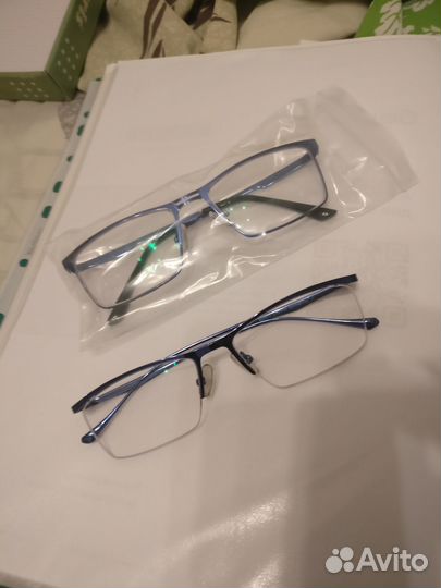 Очки синие -2.5 на оба глаза