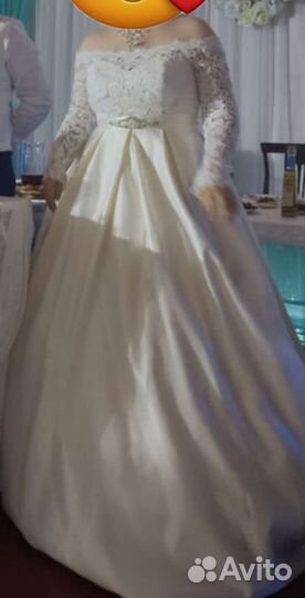 Свадебное платье