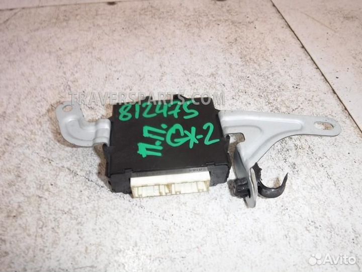 Блок управления зеркалами 8943060100