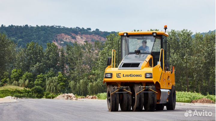 LiuGong Пневмоколёсный каток 6520E