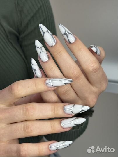 Маникюр / педикюр с покрытием гель-лак