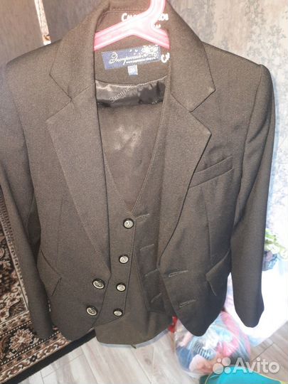 Школьный костюм для мальчика 122-128 черный