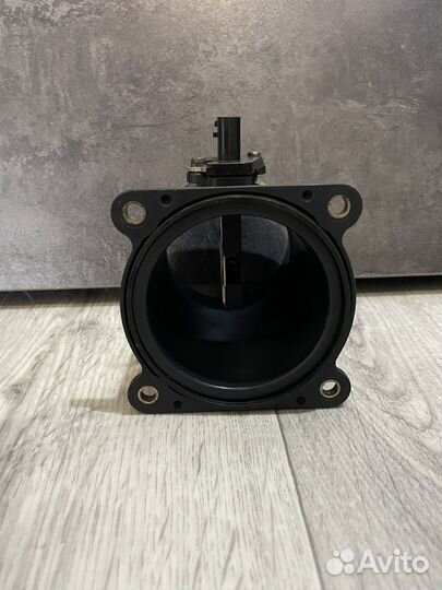 Расходомер воздуха (массметр) Nissan