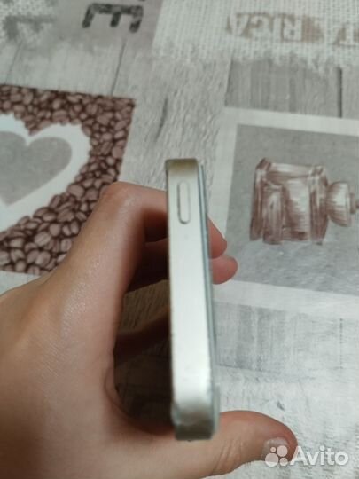 iPhone 5S, 64 ГБ