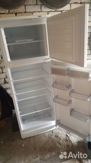 Холодильник атлант двухкамерный