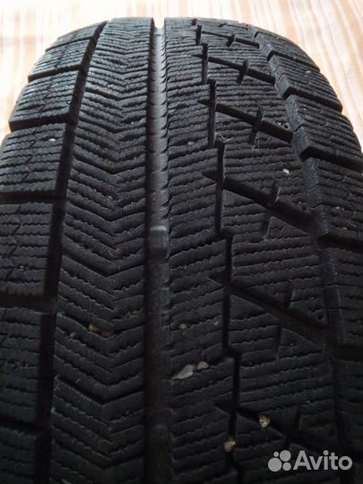 Bridgestone Blizzak VRX 185/70 R14 88S