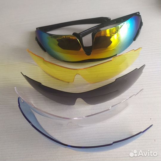 Солнцезащитные очки