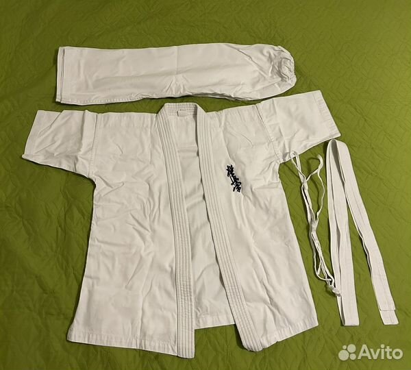 Комплект защиты для единоборств. Кимоно