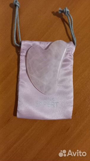 Скребок гуаша розовый кварц