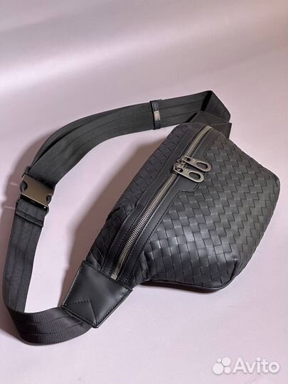 Поясная сумка мужская Bottega Veneta