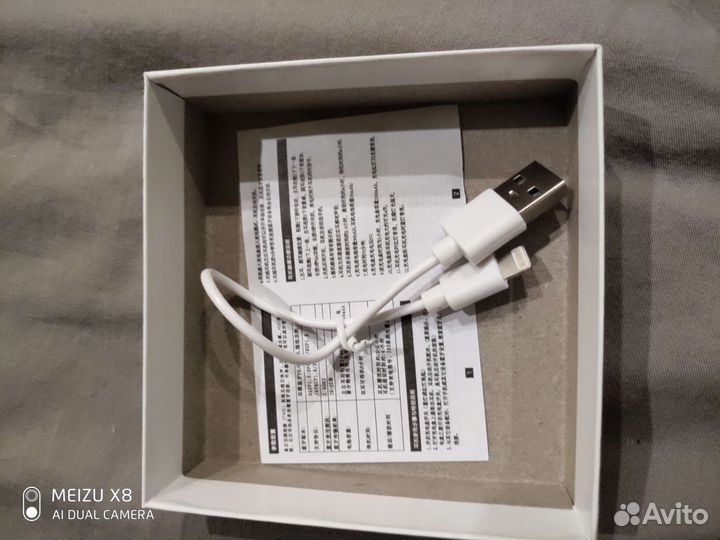 Беспроводные наушники новые