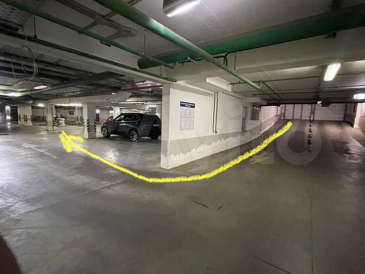 Машиноместо, 18 м²