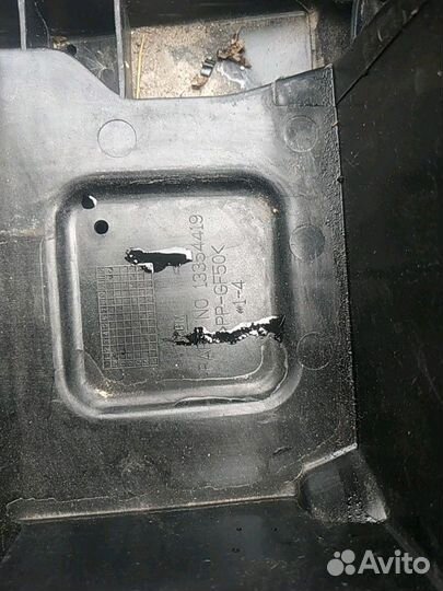 Площадка под акб chevrolet cruze