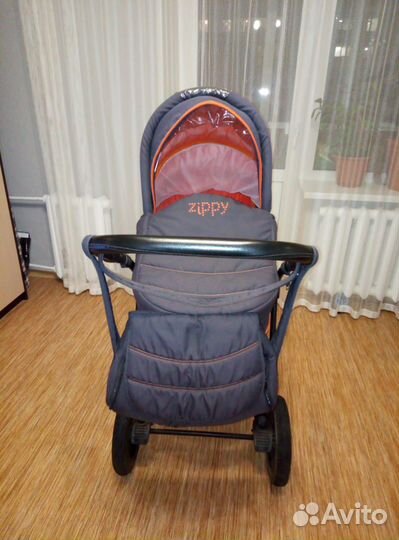 Детская коляска Zippy Tutis 2 в 1
