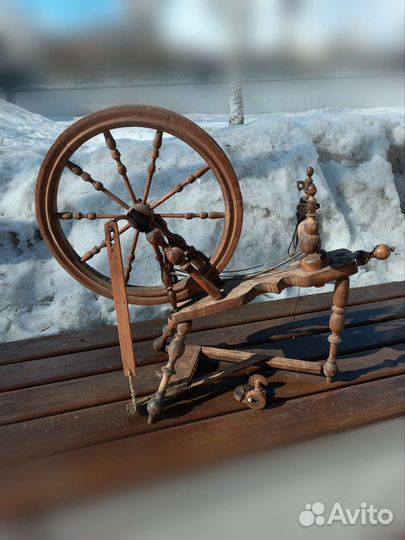 Самопряха с колесом 19 век. Прялка. Русский быт