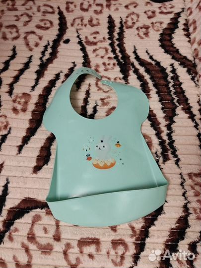 Нагрудник для кормления