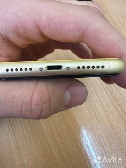 iPhone Xr, 64 ГБ