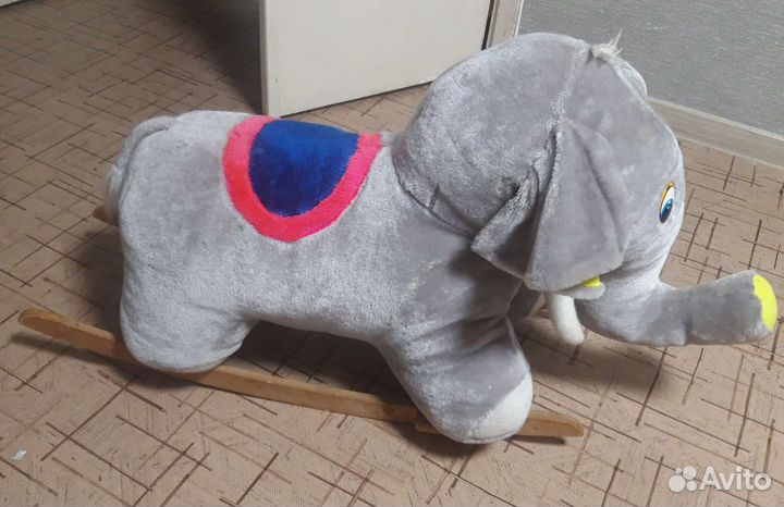 Детская качалка слоник