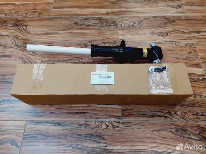 Амортизатор Cadillac Escalade K2XL передний new