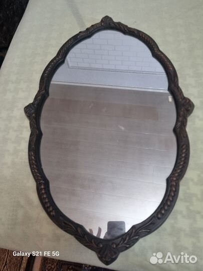 Зеркало овальное в раме
