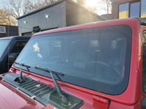 Стекло лобовое Jeep Wrangler JL