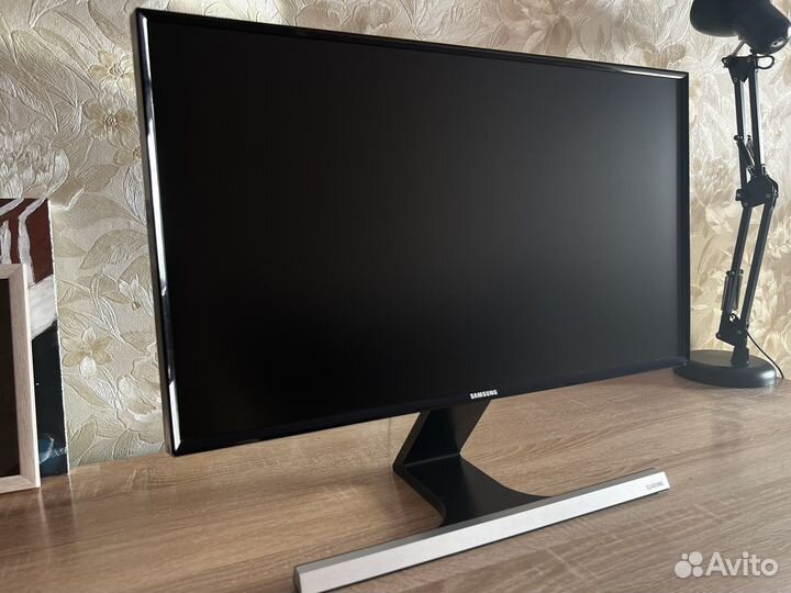 Монитор Samsung 24 дюйма FullHD, model S24D590PL