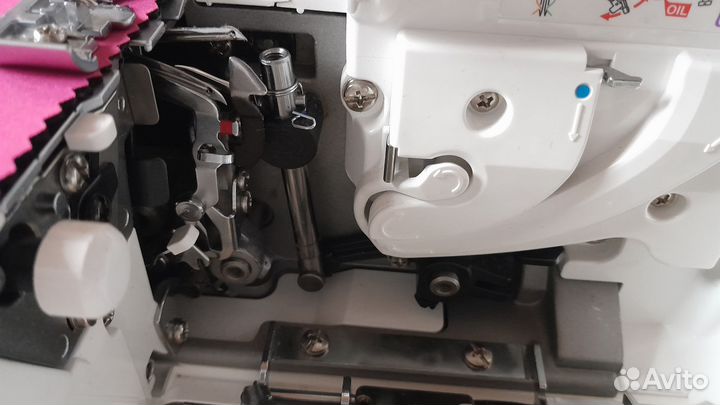 Коверлок juki mo 735