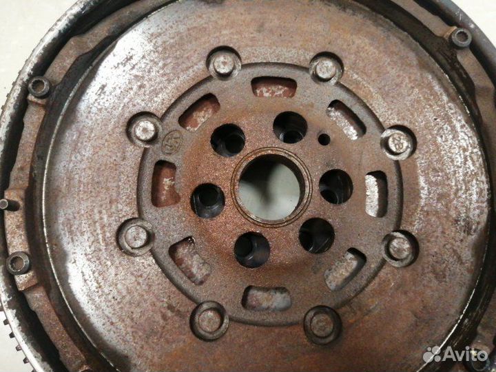 Маховик Volkswagen Transporter T5 CAA 2012