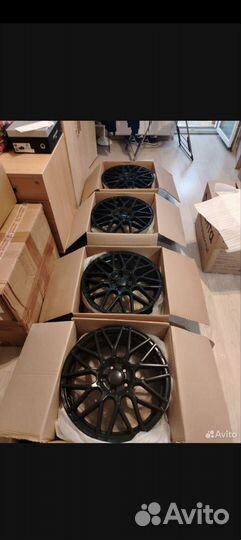 Продаю диски