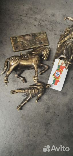 Статуэтка бронзовая Алжубарота 1385 Португалия