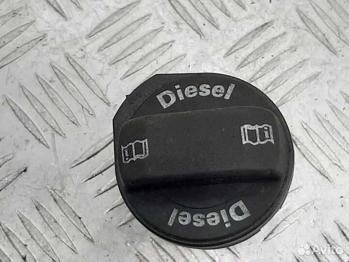 Пробка расширительного бачка Volkswagen Golf 4