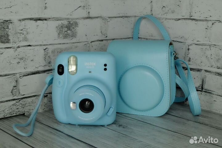 Фотоаппарат моментальной печати Instax mini 11
