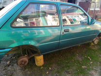 Ford Fiesta 1.1 MT, 1989, битый, 840 000 км, с пробегом, цена 15 000 руб.