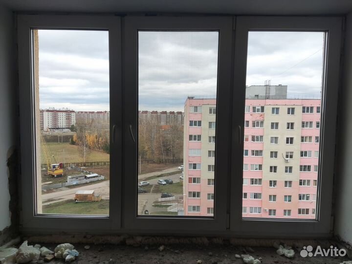 Окна пластиковые бу трехстворчатые