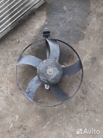 Вентилятор охлаждения Skoda Fabia