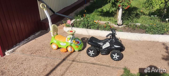 Детский квадроцикл на аккумуляторе