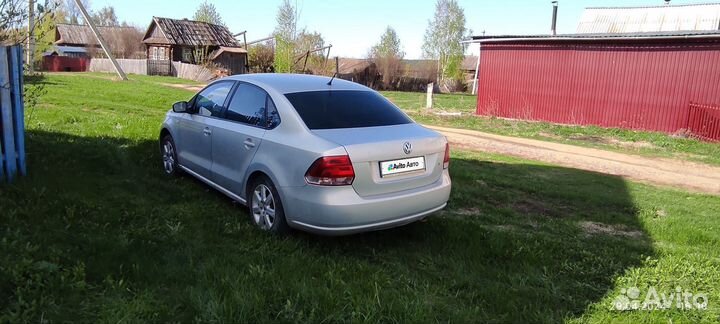 Volkswagen Polo 1.6 МТ, 2010, 175 000 км