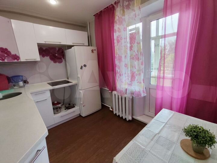 2-к. квартира, 42 м², 4/9 эт.