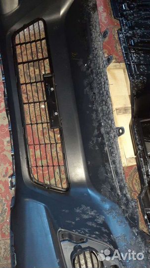 Передний бампер на тойоту Хайлюкс 2019гв