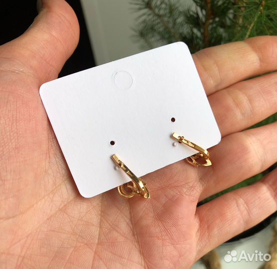 Золотые серьги